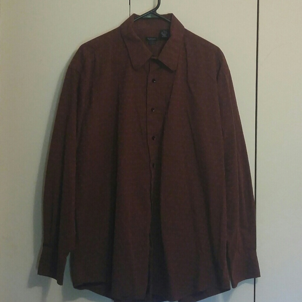 XL Van Heusen Studio dress shirt